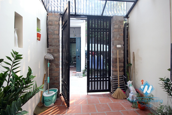 Beautiful 3 bedrooms  starter home for rent in Tay Ho, Hanoi 